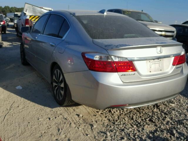 1HGCR6F56EA000161 - 2014 HONDA ACCORD HYB SILVER photo 3