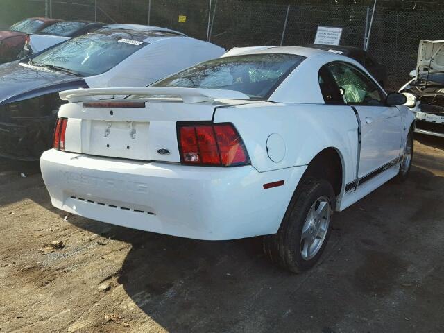 1FAFP40422F211061 - 2002 FORD MUSTANG WHITE photo 4