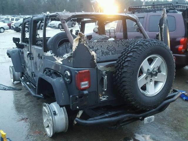 1J4GA69138L581475 - 2008 JEEP WRANGLER U BLACK photo 3