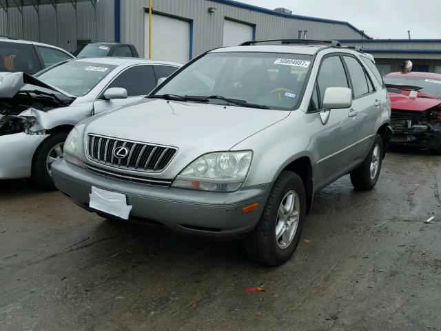 JTJGF10U410099622 - 2001 LEXUS RX 300 SILVER photo 2