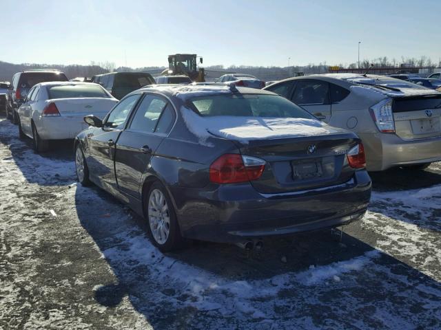WBAVB33566KS31049 - 2006 BMW 330 I GRAY photo 3