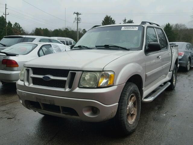 1FMDU77K04UA83641 - 2004 FORD EXPLORER S SILVER photo 2