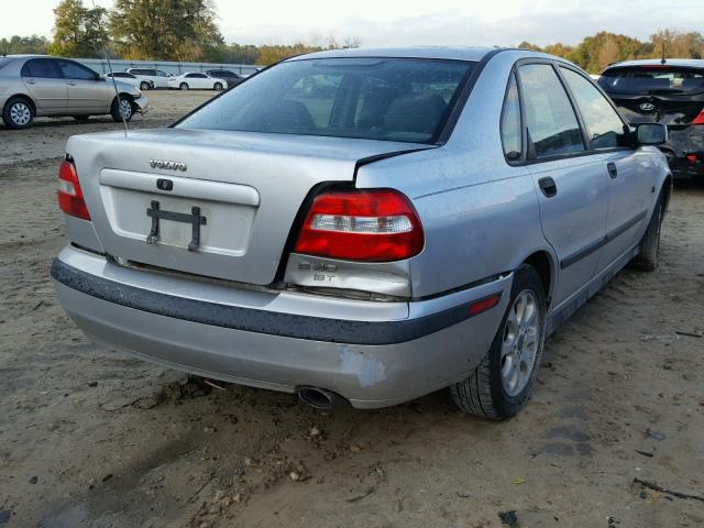 YV1VS29552F873702 - 2002 VOLVO S40 1.9T SILVER photo 4