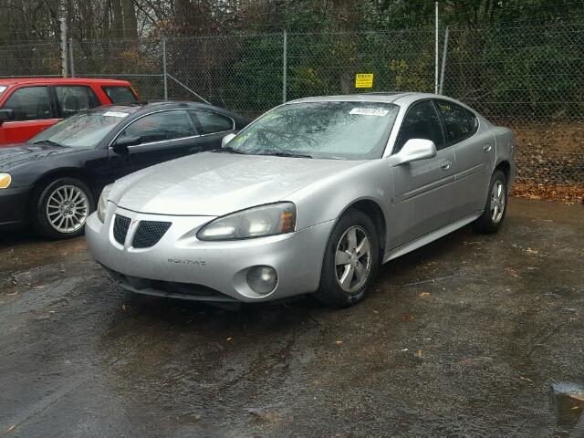 2G2WP552581126646 - 2008 PONTIAC GRAND PRIX SILVER photo 2