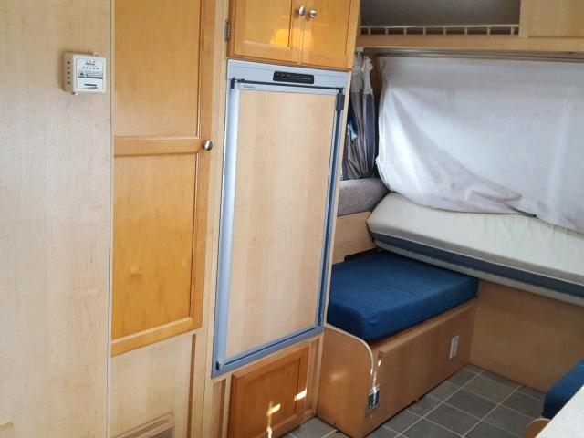 4WY215N2641701435 - 2004 VISI 4WY Ақ фото 7