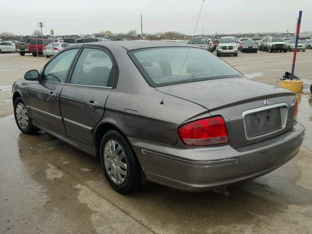 KMHWF25S92A693433 - 2002 HYUNDAI SONATA GL GRAY photo 3