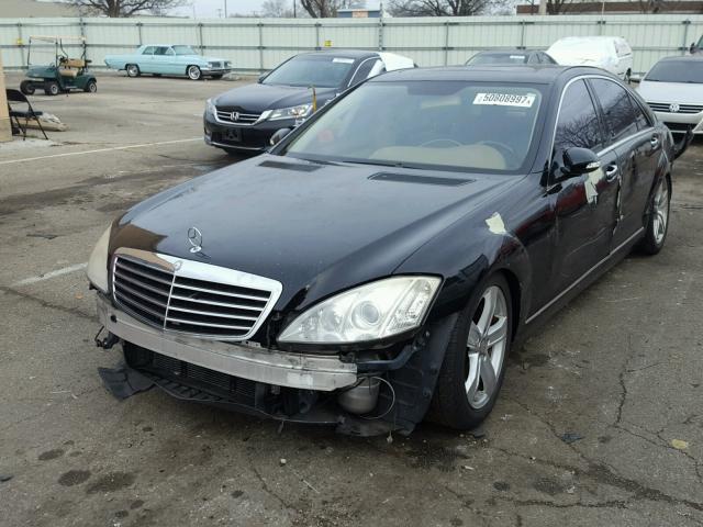 WDDNG71X57A054278 - 2007 MERCEDES-BENZ S 550 BLACK photo 2