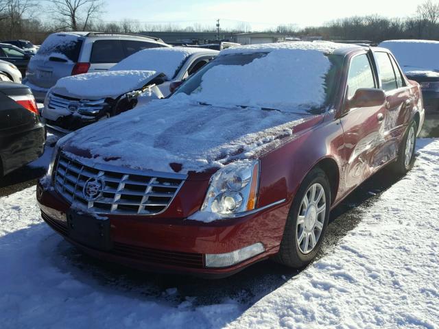 1G6KD57Y18U113761 - 2008 CADILLAC DTS RED photo 2