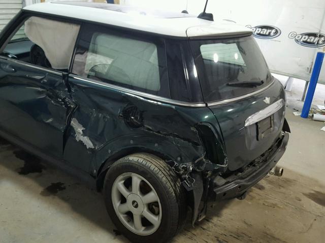 WMWMF33558TU69083 - 2008 MINI COOPER GREEN photo 9