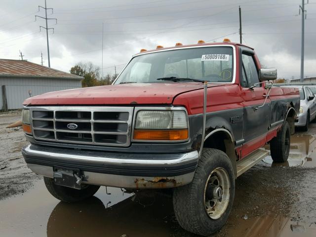 1FTHF26GXNNA50612 - 1992 FORD F250 RED photo 2