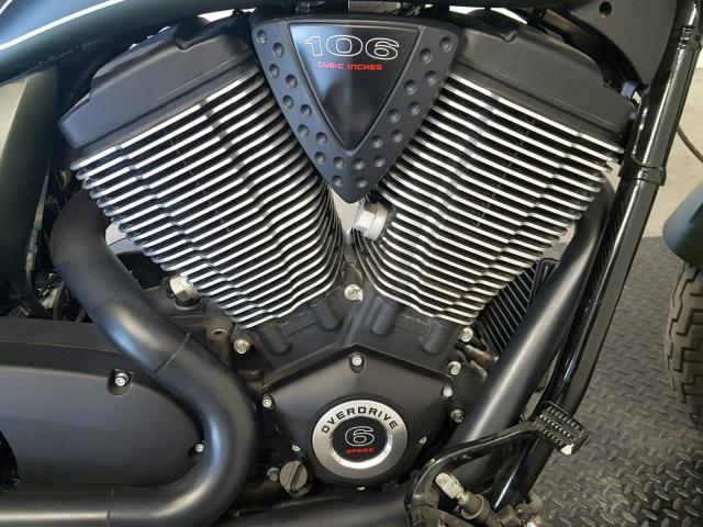 5VPCGBAB3H3057261 - 2017 VICTORY MOTORCYCLES GUNNER Boz foto 5