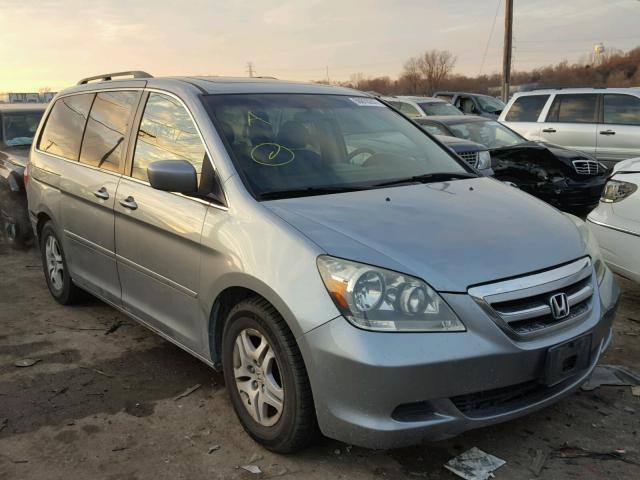 5FNRL38697B057690 - 2007 HONDA ODYSSEY EX SILVER photo 1