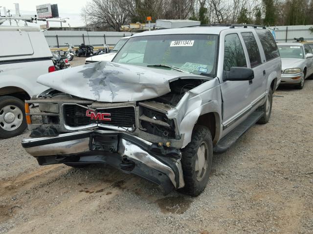 3GKFK16R0VG505723 - 1997 GMC SUBURBAN K SILVER photo 2