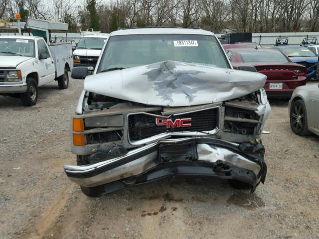 3GKFK16R0VG505723 - 1997 GMC SUBURBAN K SILVER photo 9