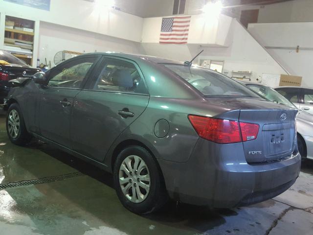 KNAFU4A27D5725283 - 2013 KIA FORTE EX GRAY photo 3