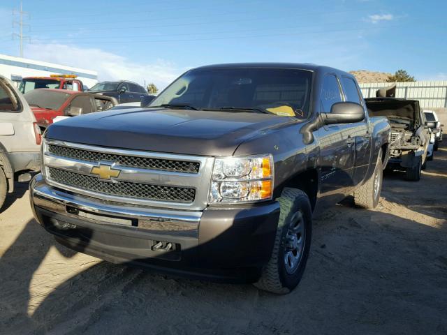 3GCRKSEA5AG186551 - 2010 CHEVROLET SILVERADO GRAY photo 2