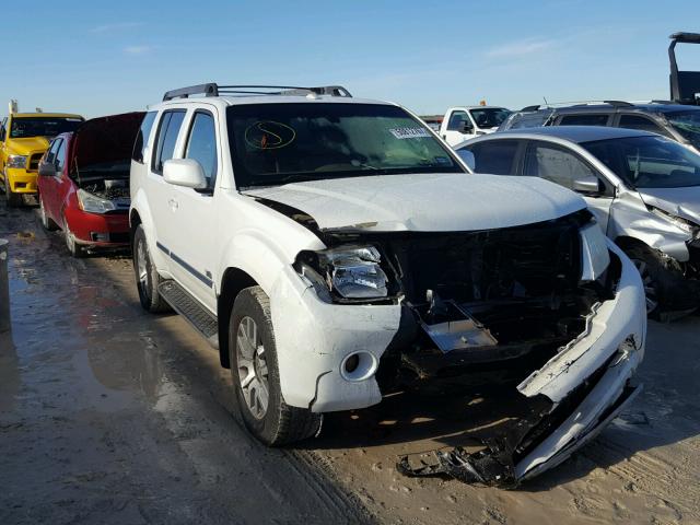 5N1BR18A78C639841 - 2008 NISSAN PATHFINDER WHITE photo 1