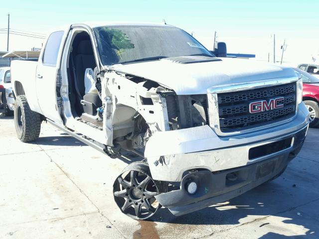 1GT120C89BF114420 - 2011 GMC SIERRA K25 SILVER photo 1