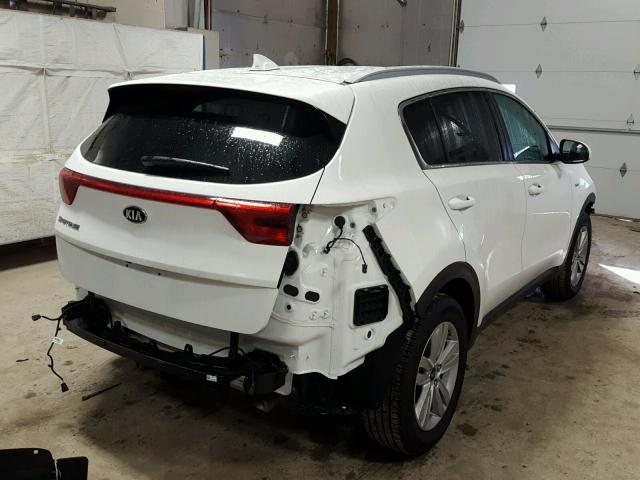 KNDPMCACXH7287895 - 2017 KIA SPORTAGE L WHITE photo 4