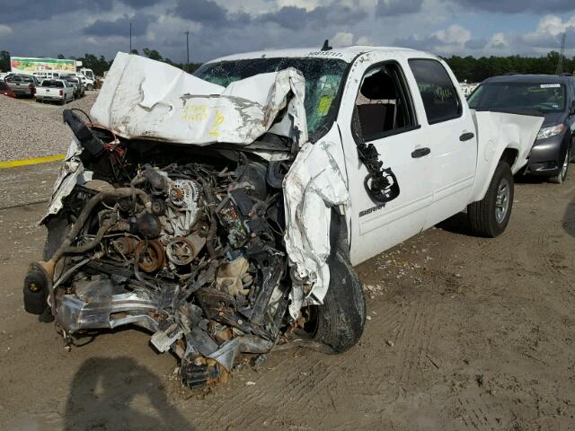 3GTP1UEA1BG213333 - 2011 GMC SIERRA C15 WHITE photo 2