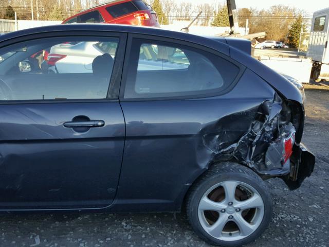 KMHCN36CX7U052428 - 2007 HYUNDAI ACCENT SE GRAY photo 9