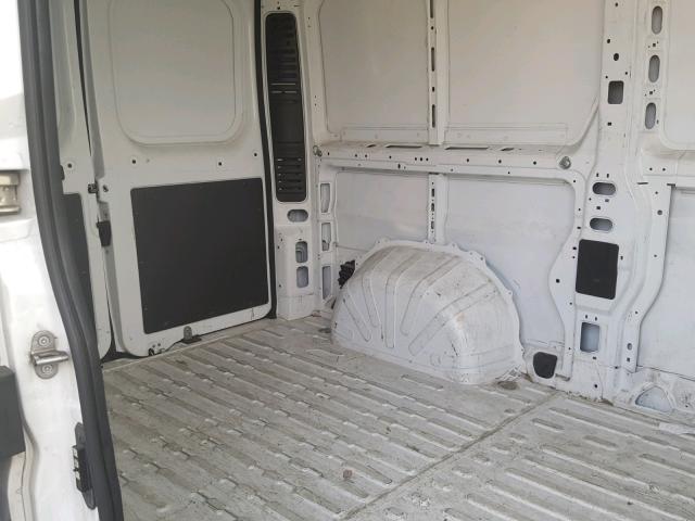 3C6TRVCG7JE112626 - 2018 RAM PROMASTER 白色 照片 6