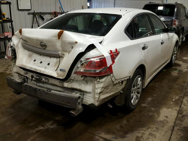 1N4AL3AP6DN504477 - 2013 NISSAN ALTIMA 2.5 WHITE photo 4