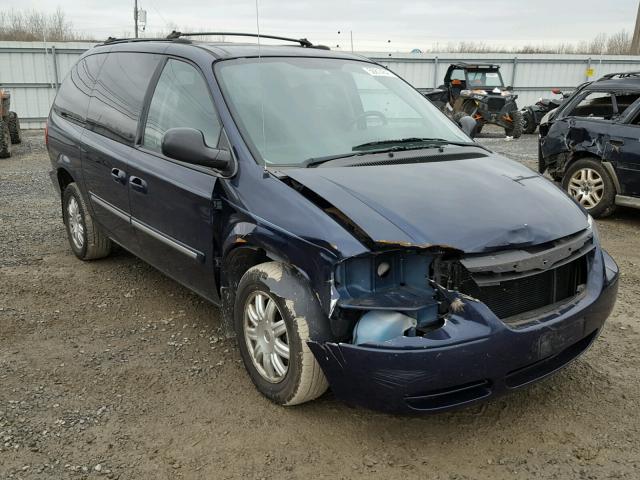 2C4GP54L75R530023 - 2005 CHRYSLER TOWN & COU BLUE photo 1