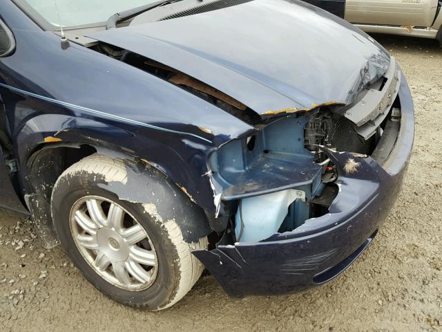 2C4GP54L75R530023 - 2005 CHRYSLER TOWN & COU BLUE photo 9