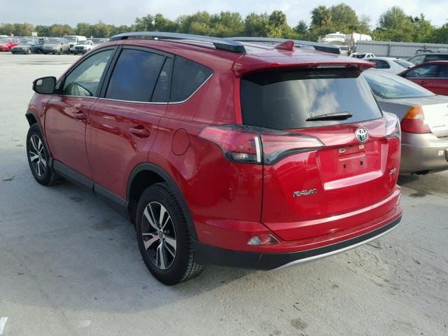 JTMWFREV2HJ120101 - 2017 TOYOTA RAV4 XLE RED photo 3