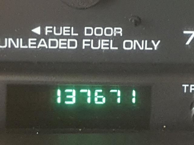 1P4GP44GXWB746604 - 1998 PLYMOUTH GRAND VOYA GOLD photo 8