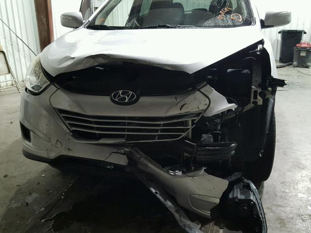 KM8JU3AC9CU376367 - 2012 HYUNDAI TUCSON GLS SILVER photo 9