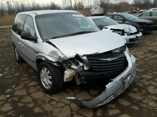 1A8GJ45R17B115577 - 2007 CHRYSLER TOWN & COU SILVER photo 1