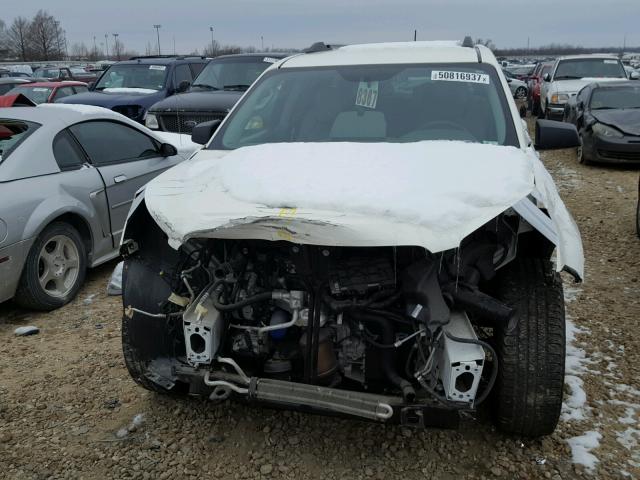 1GKKVNED5FJ278855 - 2015 GMC ACADIA SLE WHITE photo 9