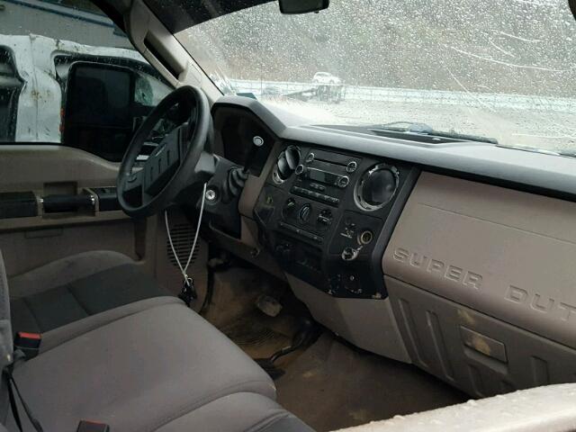 1FTWX31Y09EA91475 - 2009 FORD F350 SUPER GRAY photo 5