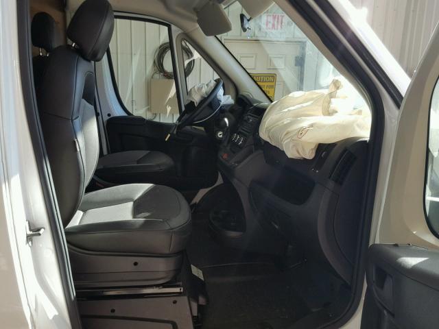 3C6TRVDG1HE519768 - 2017 RAM PROMASTER 白色 照片 5