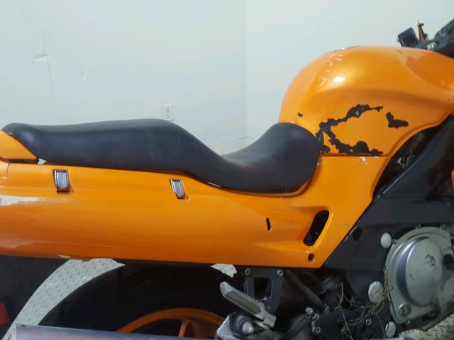 JKAZX4E103B519886 - 2003 KAWASAKI ZX600 E ORANGE photo 18