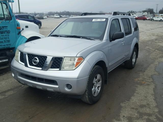 5N1AR18U57C622699 - 2007 NISSAN PATHFINDER SILVER photo 2