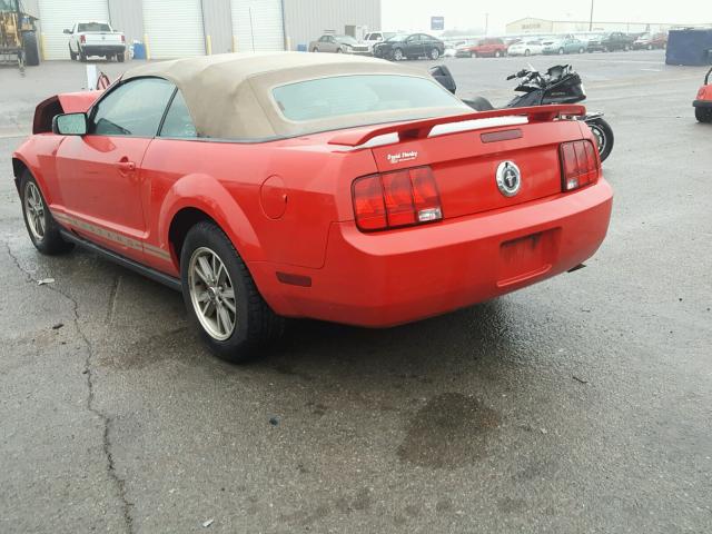 1ZVFT84N055195322 - 2005 FORD MUSTANG RED photo 3