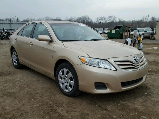 4T1BF3EK6BU673546 - 2011 TOYOTA CAMRY BASE GOLD photo 1
