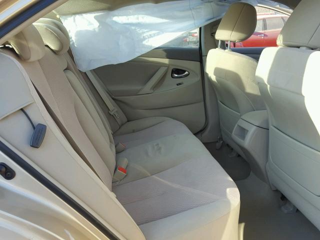 4T1BF3EK6BU673546 - 2011 TOYOTA CAMRY BASE GOLD photo 6