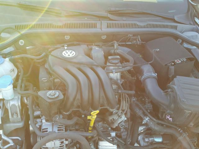 3VW2K7AJ3EM252569 - 2014 VOLKSWAGEN JETTA BASE GRAY photo 7