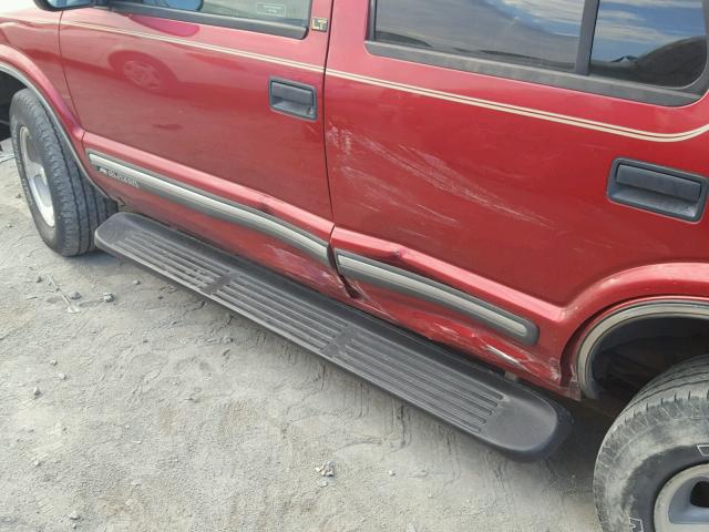 1GNCS13WXY2227247 - 2000 CHEVROLET BLAZER RED photo 9