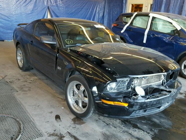 1ZVFT82H765251822 - 2006 FORD MUSTANG GT BLACK photo 1