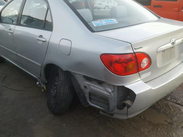 2T1BR32E34C281263 - 2004 TOYOTA COROLLA CE SILVER photo 9