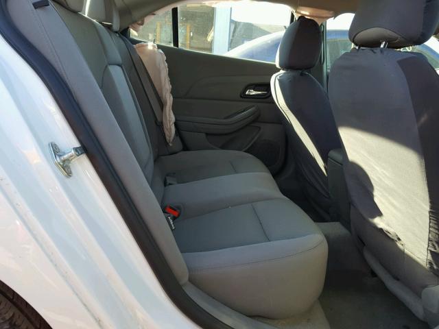 1G11B5SA0GF126800 - 2016 CHEVROLET MALIBU LIM 白色 照片 6