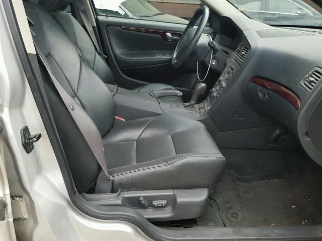 YV1RS53D412007708 - 2001 VOLVO S60 T5 SILVER photo 5