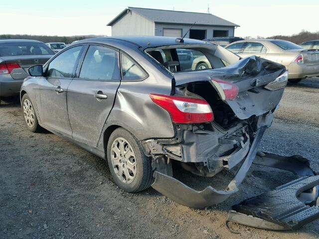 1FAHP3F20CL126652 - 2012 FORD FOCUS SE GRAY photo 3