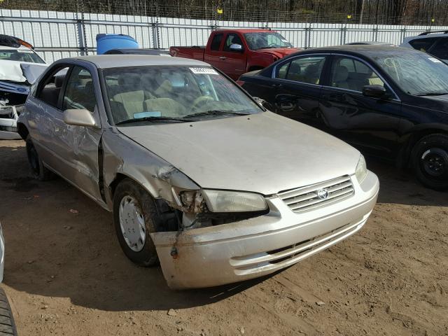 4T1BG22K0VU032246 - 1997 TOYOTA CAMRY CE GOLD photo 1