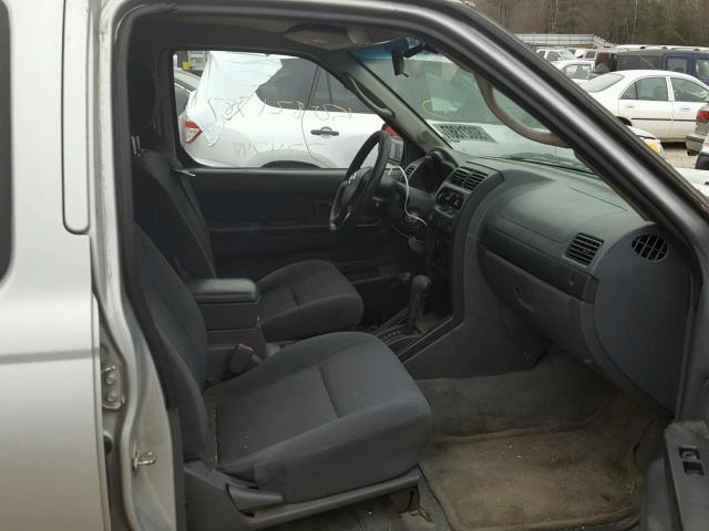 1N6ED29Y53C470068 - 2003 NISSAN FRONTIER C SILVER photo 5